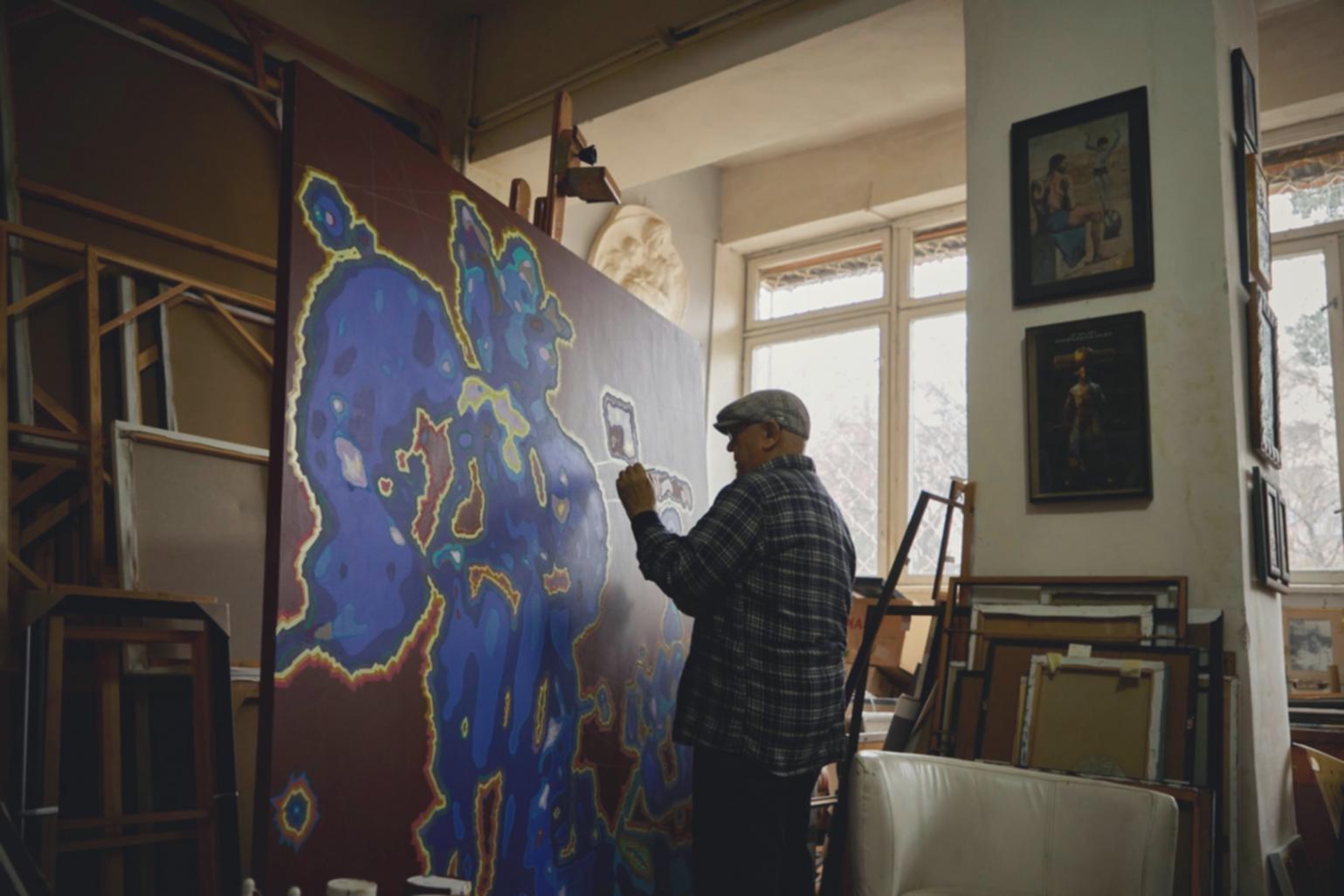 Session de travail en atelier avec techniques de dessin avancées